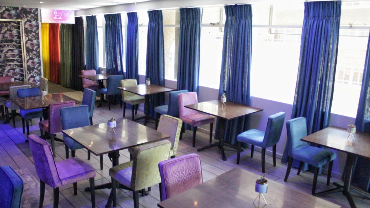Reef Hotel Johannesburg Buitenkant foto
